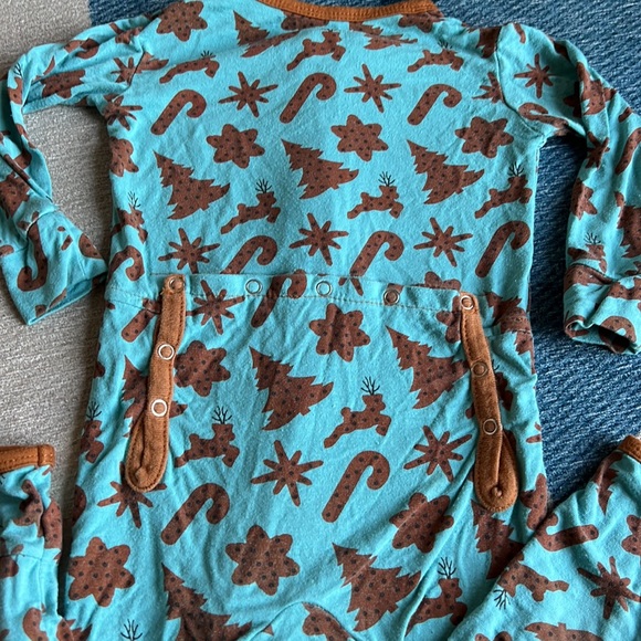 Kickee Pants 9-12 months Zip-Up Footless One Piece Christmas Cookies - Picture 16 of 16